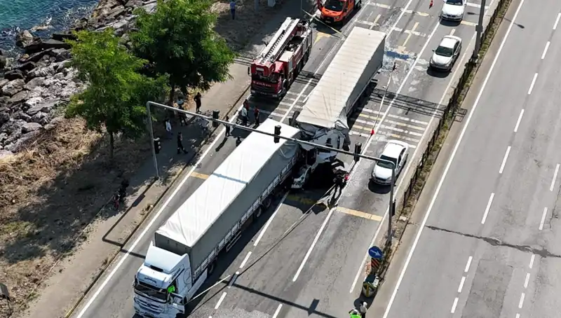 Karadeniz Sahil Yolu’nda Feci Kaza: TIR Sürücüsü Hayatını Kaybetti