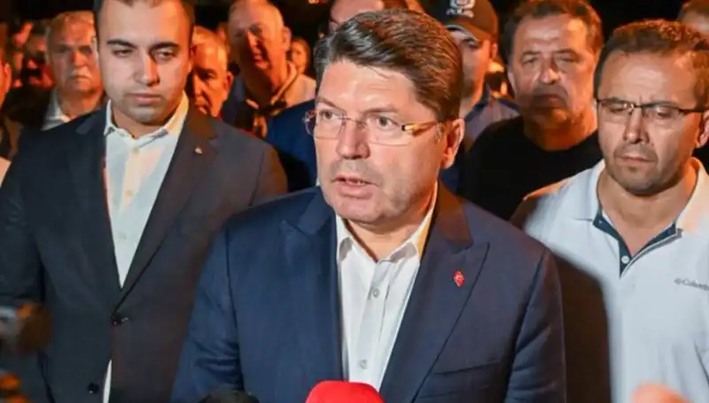Bursa Orman Yangını: FETÖ Bağlantıları ve Bakan Tunç’un Açıklamaları