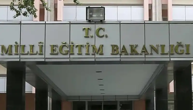 MEB'den Kritik Uyarı: Bakanlığın Adı Kullanılarak Dolandırıcılık Yapılıyor!