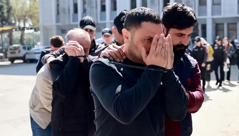 Türk Hava Yolları'nda 120 Milyon Liralık Altın Vurgunu: Kuyumcu Tutuklandı!
