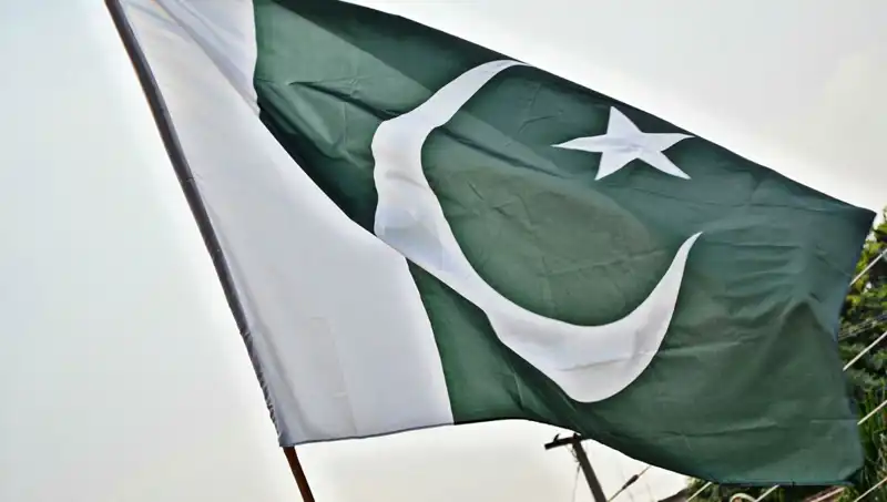Pakistan'da Çöken Binanın Altında Kalanların Sayısı Arttı, Neler Oluyor?