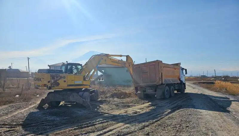 Iğdır'da Şehircilik Vizyonuyla 179 Metruk Yapı Yıkıldı