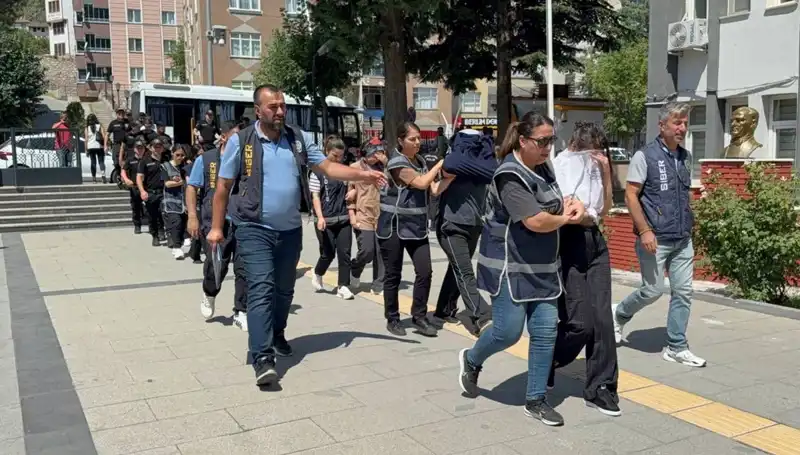 Yasa Dışı Bahis Çetelerine Darbe! 12 İlde 21 Kişi Tutuklandı