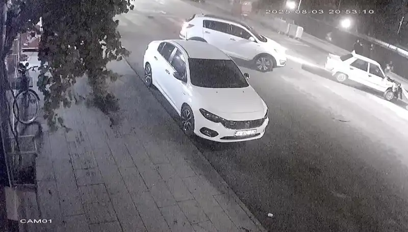 Yaya Geçidinde Yaşanan Şok Olay: Dört Aracın Karıştığı Kaza